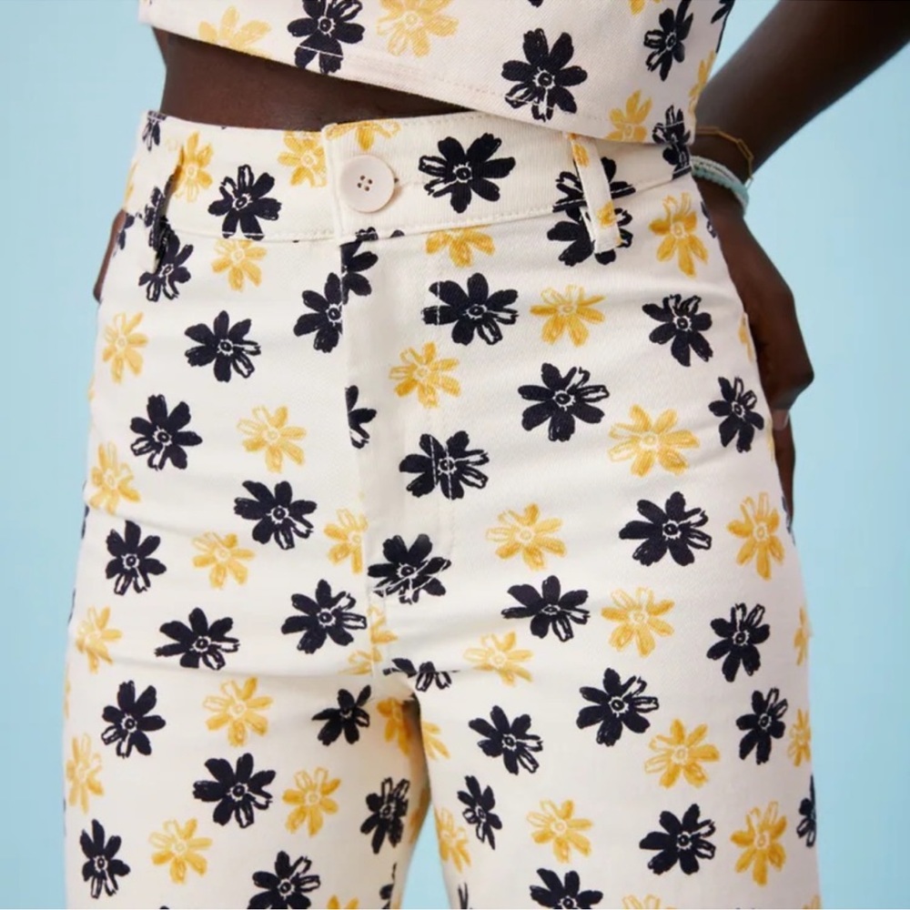 Zara White Floral High-Rise Wide-Leg Jeans - Picture 3 of 5